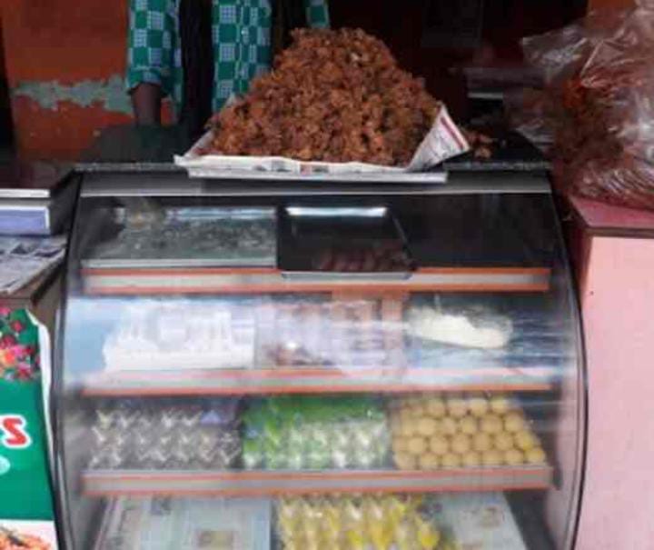 Sri Padmavathi Sweets & Bakery